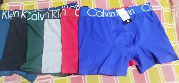 Boxer Calvin Klein para hombres colores enteros