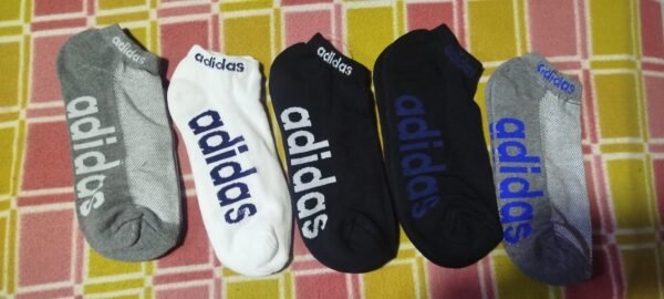 Calcetines deportivos (taloneras), Diferentes Coles, Diseños y Marcas