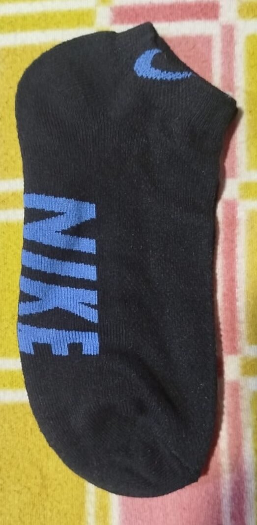 Calcetines deportivos (taloneras), Diferentes Coles, Diseños y Marcas