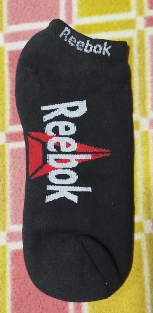 Calcetines deportivos (taloneras), Diferentes Coles, Diseños y Marcas