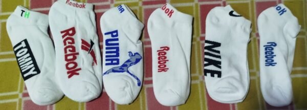 Calcetines deportivos (taloneras), Diferentes Coles, Diseños y Marcas
