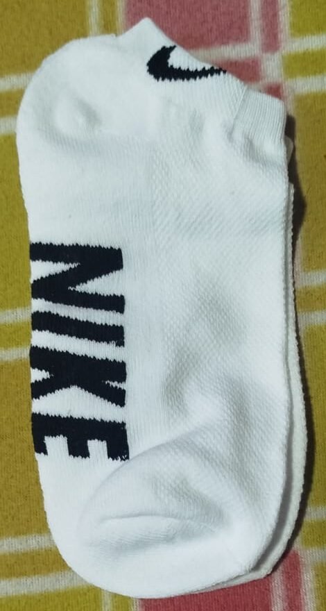 Calcetines deportivos (taloneras), Diferentes Coles, Diseños y Marcas