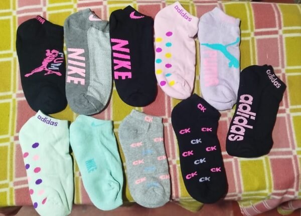 Calcetines deportivos para mujer (taloneras), Diferentes Coles, Diseños y Marcas